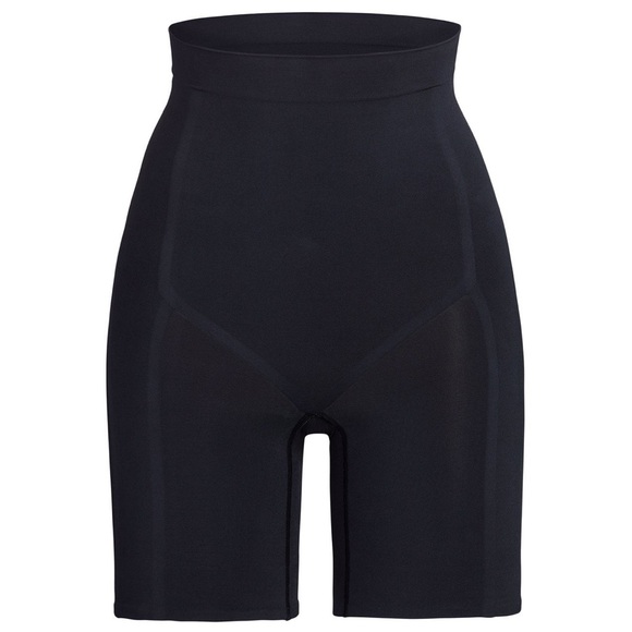 SKIMS Other - Skims High Waisted Bonded Short
